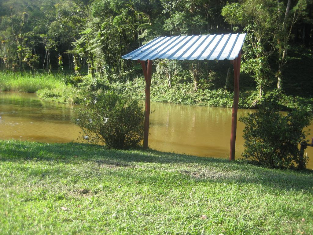 Pousada Recanto Dos Pinheiros Pilar do Sul Ngoại thất bức ảnh