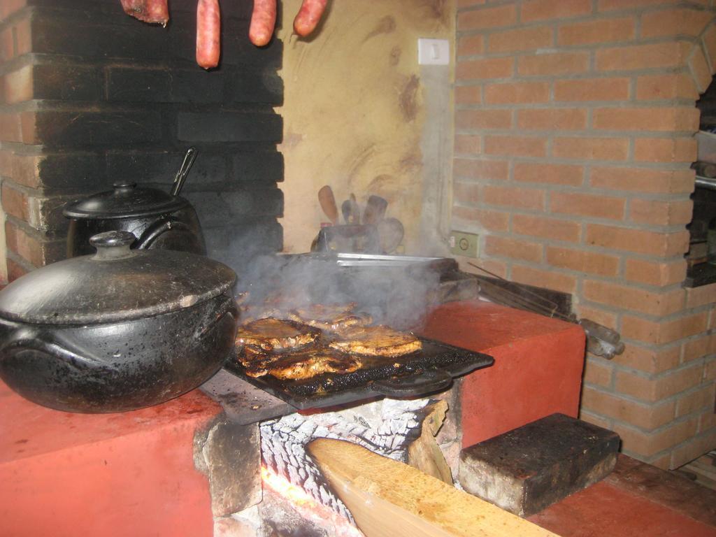 Pousada Recanto Dos Pinheiros Pilar do Sul Ngoại thất bức ảnh