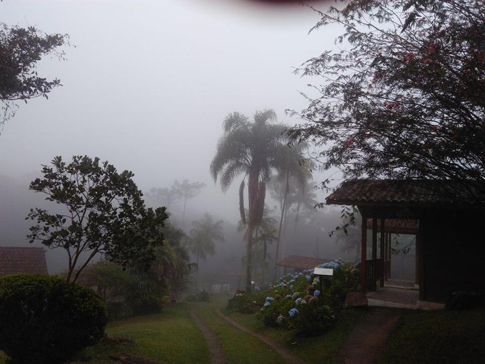 Pousada Recanto Dos Pinheiros Pilar do Sul Ngoại thất bức ảnh